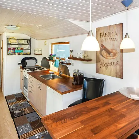 Stunning Home In Hornslet With Wifi