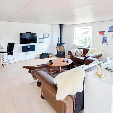 Stunning Home In Hornslet With Wifi Holiday home