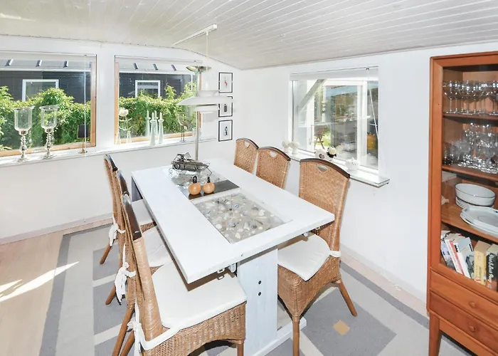 Two-bedroom In بيت للعطل Hornslet